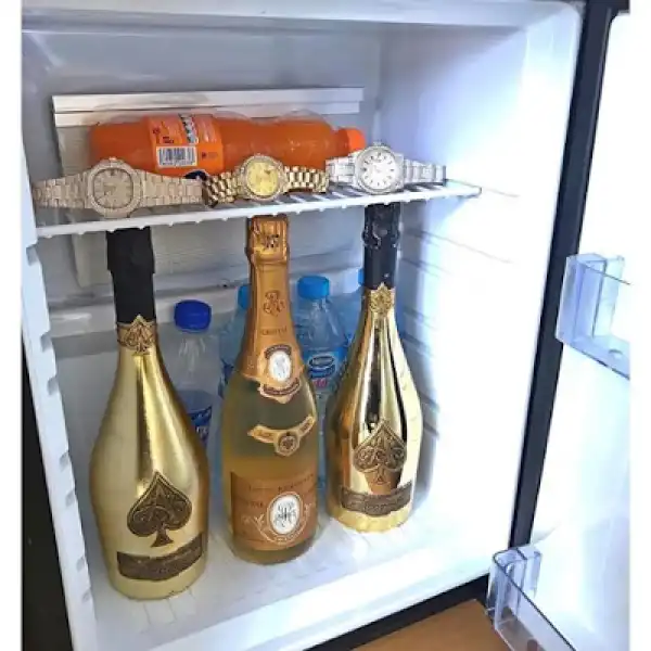 Rich Nigerian Man Displays His N40million Wristwatch Inside Fridge (Photos)